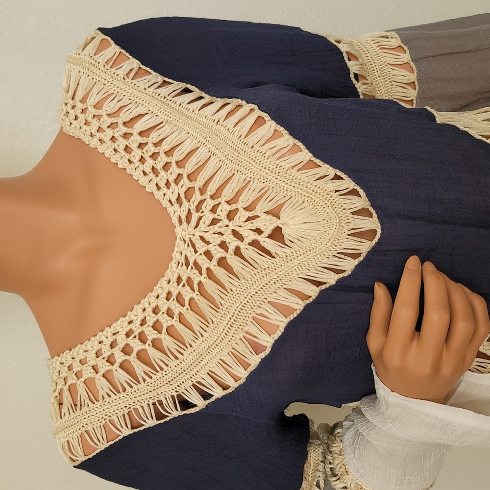 Boho Top Long Sleeve Crochet Tunic - Picture 4 of 9